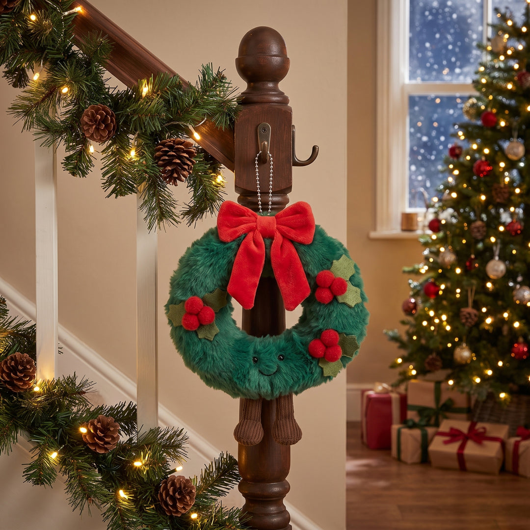 WreathBuddy – Peluche Colgante de Corona de Navidad con Lazo Rojo