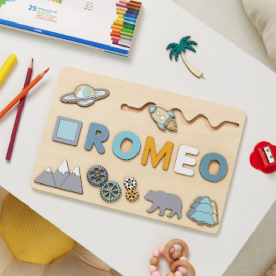 NamePuzzle – Gepersonaliseerde Houten Naampuzzel