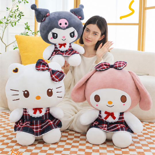 SchoolCuddle – Peluche Douce en Forme de Personnage
