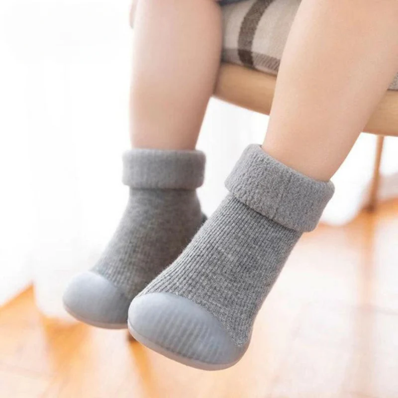 HappySteps™ – Schoensokken voor Kleintjes – Flexibel, Comfortabel & Veilig