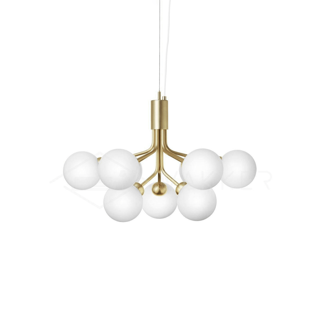 Koperen bollen kroonluchter met wit glas
