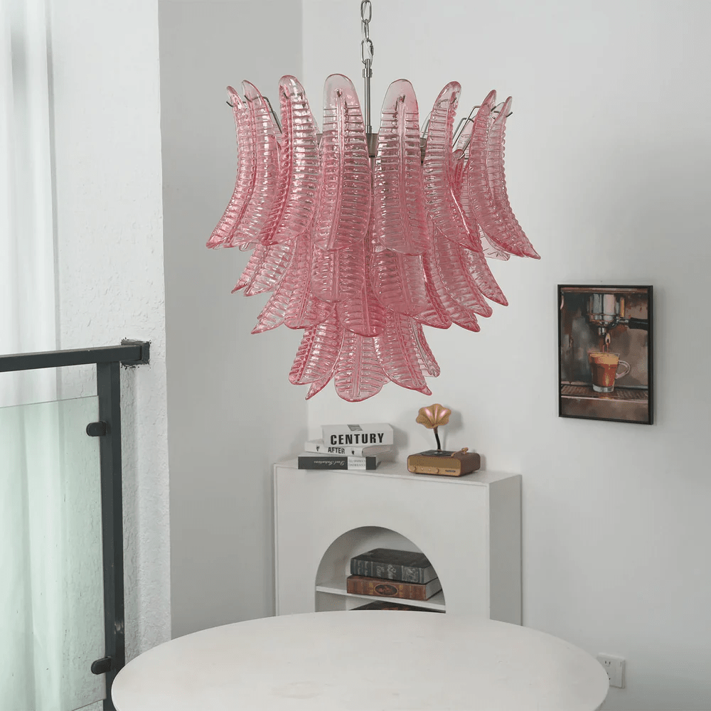 Roze glas kroonluchter kinderkamer design