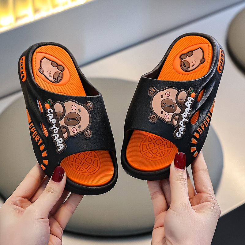 CapySport – Cartoon Capybara Kinderslippers
