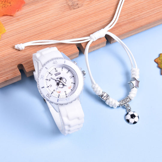 KickTime™ – Kinder Voetbalhorloge & Armband Set – LED Gloeiend Quartz