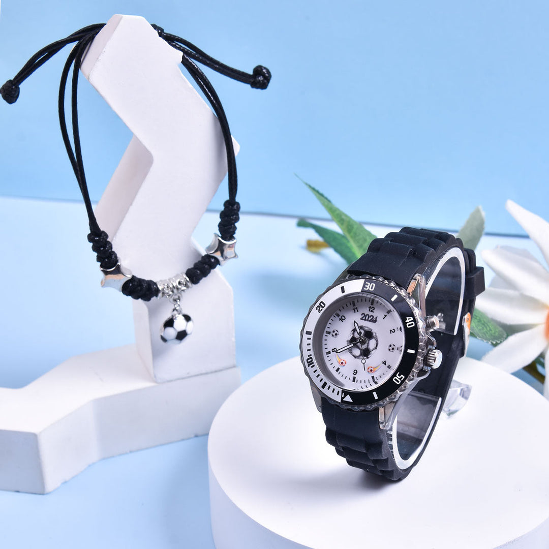 KickTime™ – Kinder Voetbalhorloge & Armband Set – LED Gloeiend Quartz