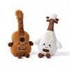 StringCuddle – Gitaar & Pipa Knuffel van Zacht Pluche