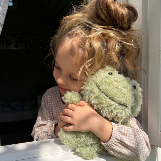 CurlyCuddle – Dieren Knuffel van Zacht Krullend Pluche