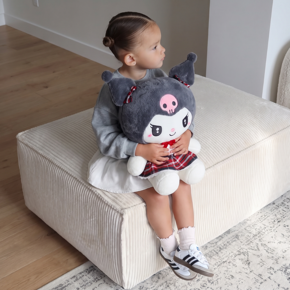 SchoolCuddle – Peluche Douce en Forme de Personnage