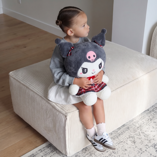 SchoolCuddle – Peluche Douce en Forme de Personnage