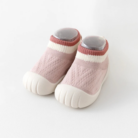 KleineHeld™ – Flexibele Antislip Babyslofjes voor Binnen