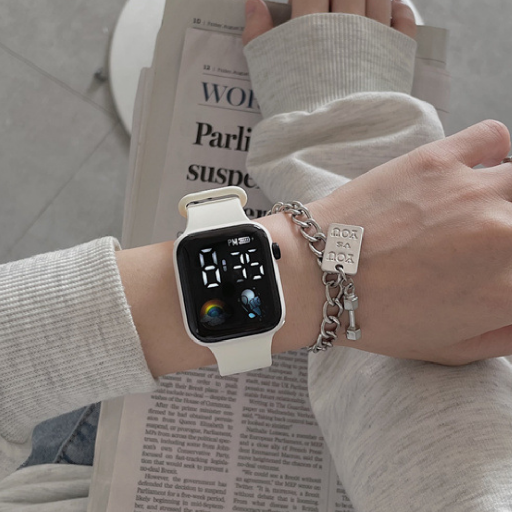 AstroGlow – Astronaut LED Horloge met Siliconen Band