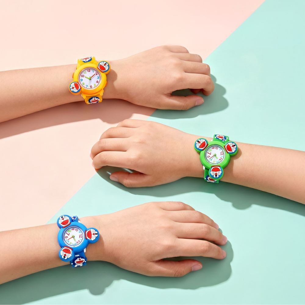 DoraTime – Blauwe Cartoon Draaihorloge voor Kinderen