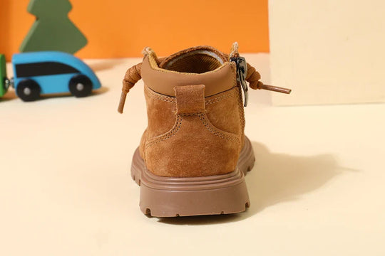 SuedeStride™ – Kinderlaarzen van Suède – Stijlvol & Duurzaam