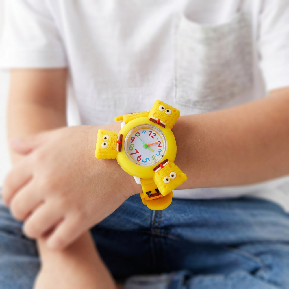SpongeTime – Geel Cartoon Draaihorloge voor Kinderen