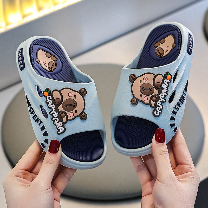 CapySport – Cartoon Capybara Kinderslippers