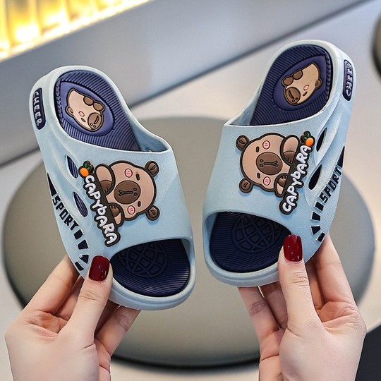 CapySport – Cartoon Capybara Kinderslippers