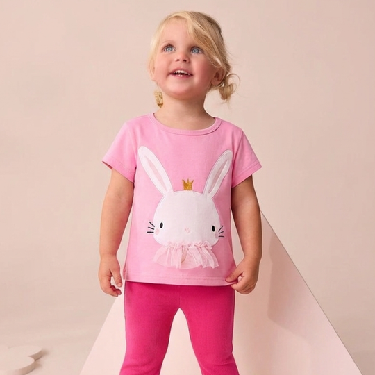 Felicia – Ballet Bunny T-shirt