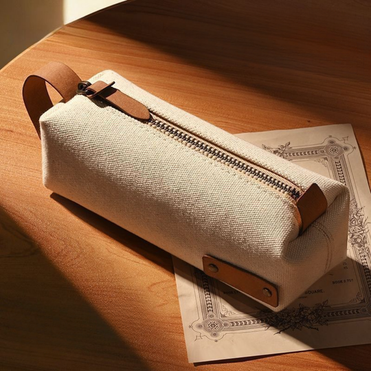 CanvasCarry – Vintage Canvas Etui met Handvat