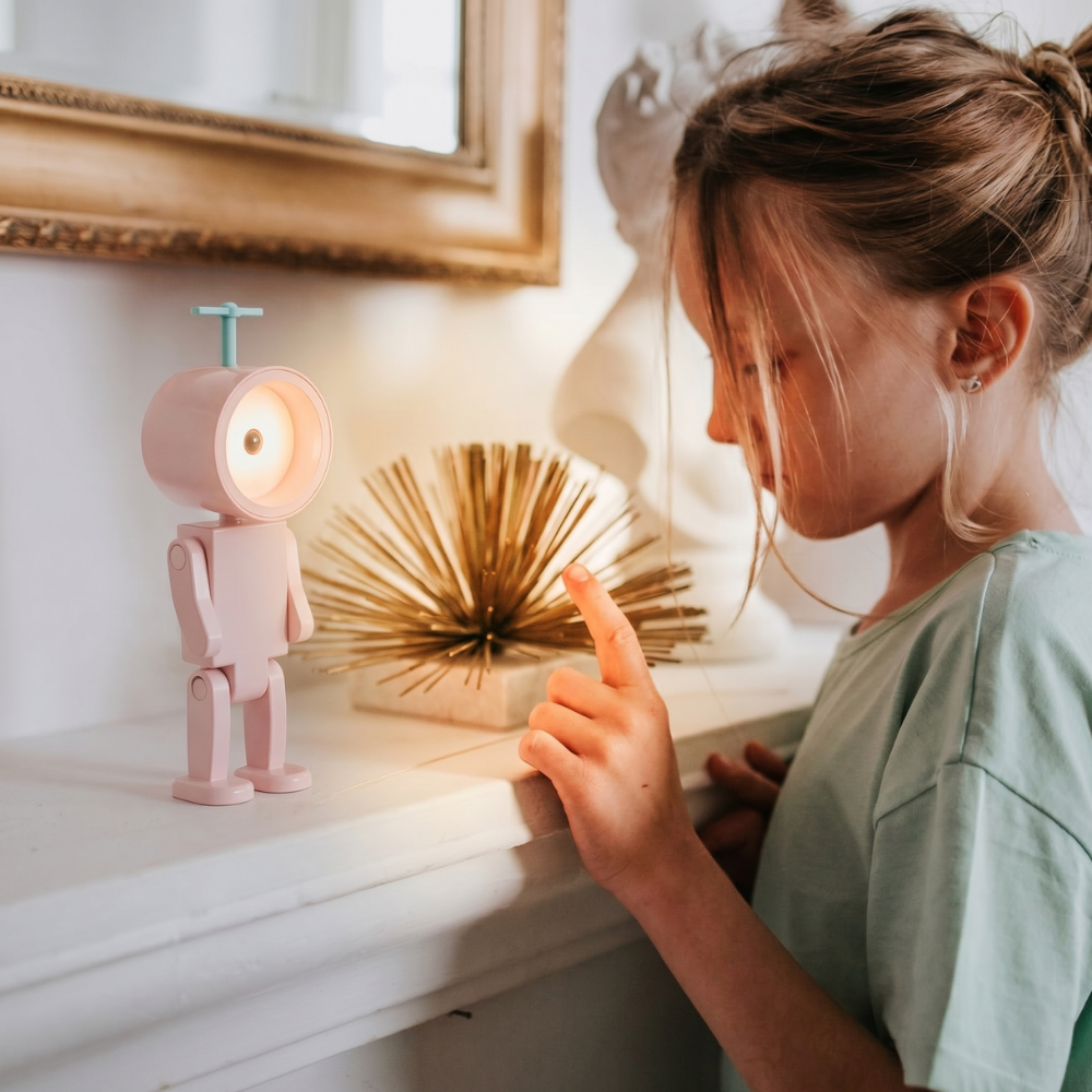 RoboGlow – Magnetische Robot Nachtlamp met Verstelbaar Design