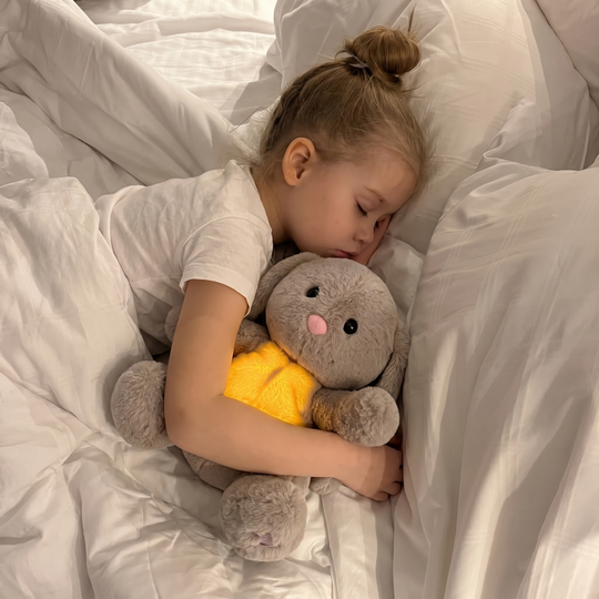 SleepCuddle – Ademend Konijn Knuffel met Licht en Rustgevende Geluiden