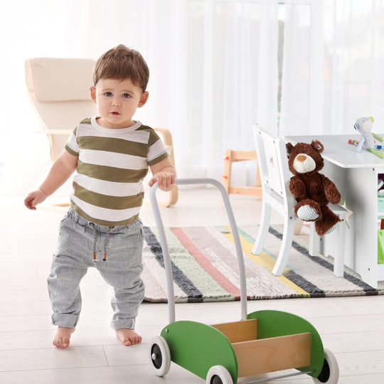 StarSpace™ Montessori Kinder Speeltafel Set – Houten Tafel met 2 Stoelen & Opbergvakken (2 jaar+)