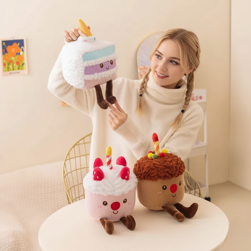 CakeCuddle™ – Pluche Verjaardagstaart Knuffels