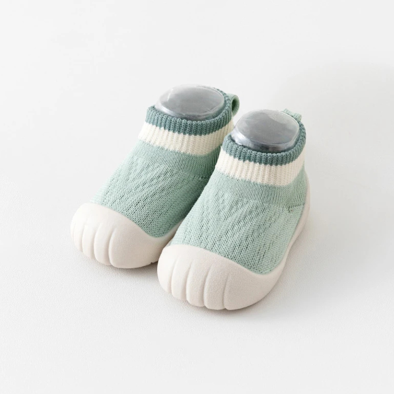 KleineHeld™ – Flexibele Antislip Babyslofjes voor Binnen