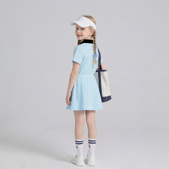 Anika – Preppy Zomerset