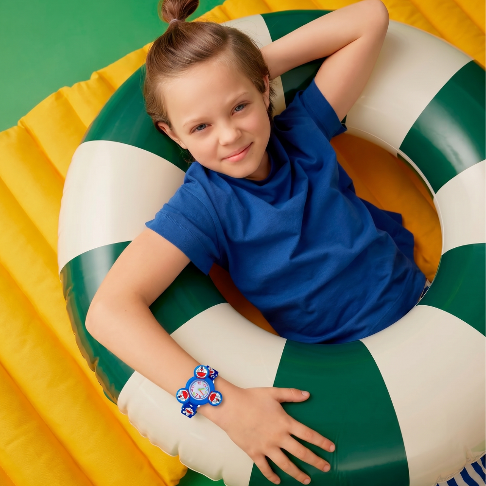 DoraTime – Blauwe Cartoon Draaihorloge voor Kinderen
