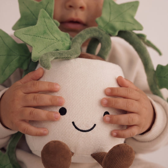 IvyCuddle – Ivy Plant Plush Toy in Pot