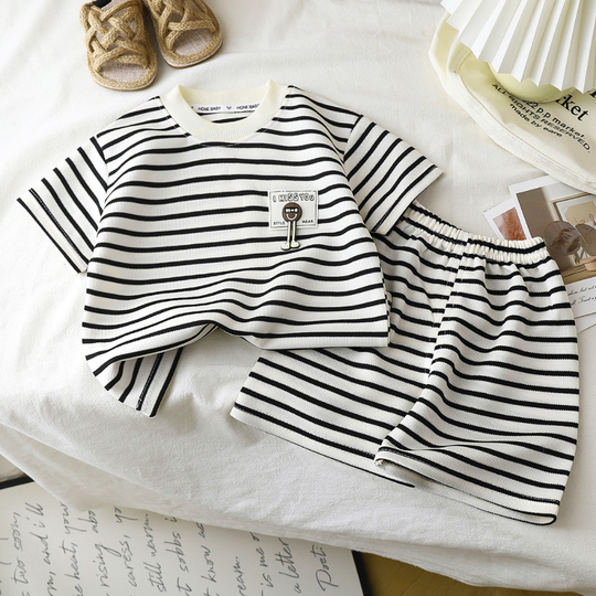 StripeBuddy – T-shirt en Shorts Set voor Jongens