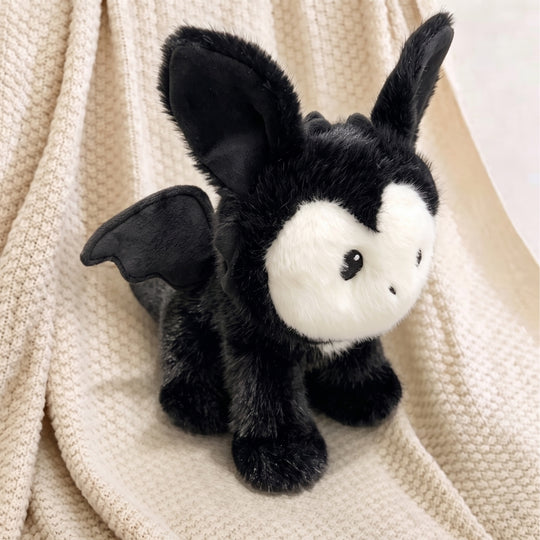 NightDragon – Zwart-Witte Drakenknuffel