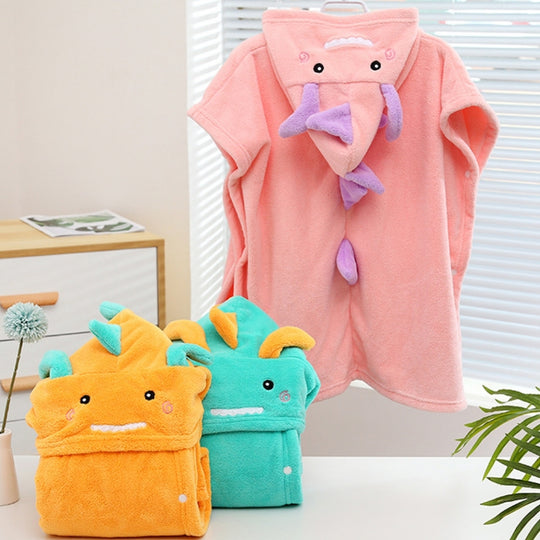 <font dir="auto" style="vertical-align: inherit;"><font dir="auto" style="vertical-align: inherit;">Peignoir de bain portable pour enfants, nouveau style, petit dinosaure, mignon, doux et absorbant, avec capuche.</font></font>