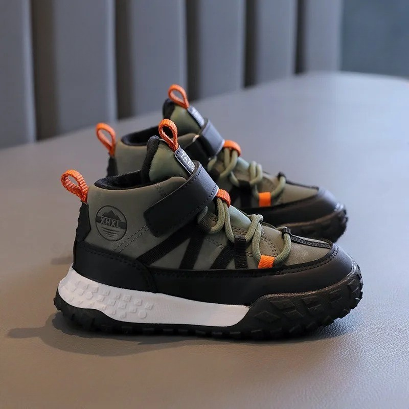 PlayStep™ – Warm, Stijlvol & Robuust Kinder Sneakers