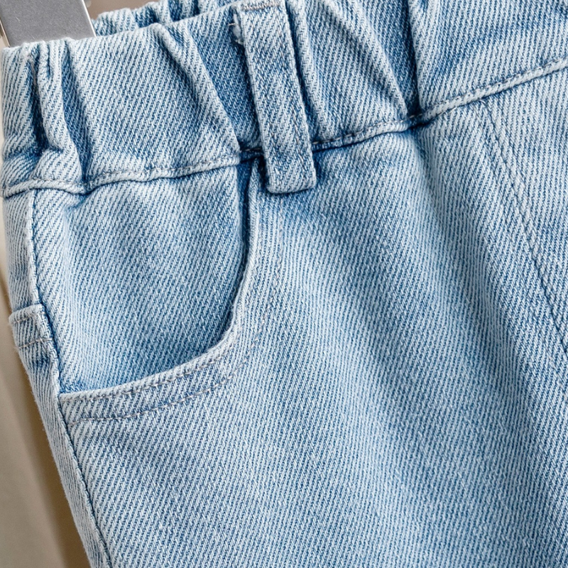 Rosalie – Hello Kitty Jeans