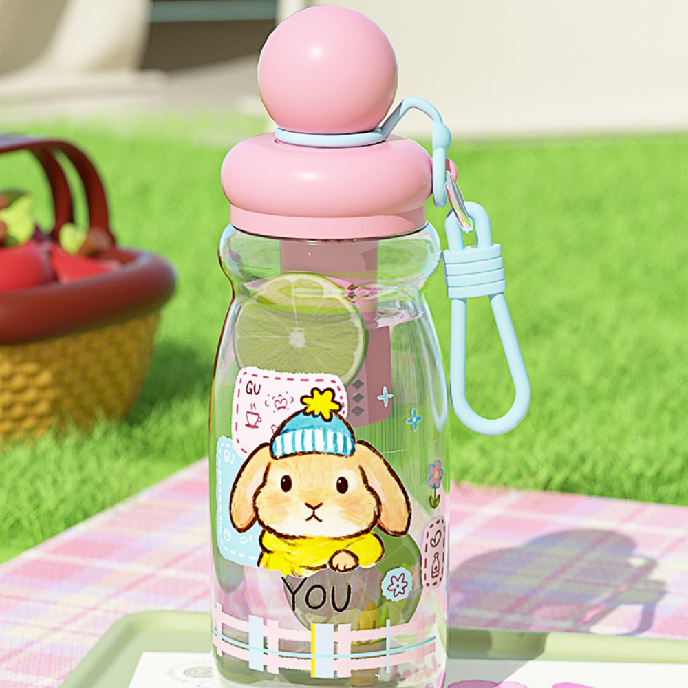CuteFlow – Cartoon Drinkfles met Filter & Draaglus (750 ml)