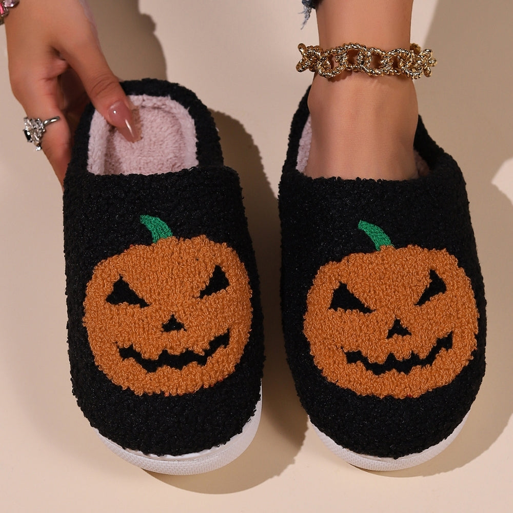 SpookStep – Pluizige Pantoffels met Halloweenmotieven