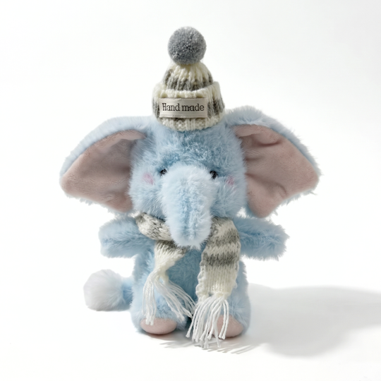 EleCuddle – Winter Olifant Knuffel Sleutelhanger