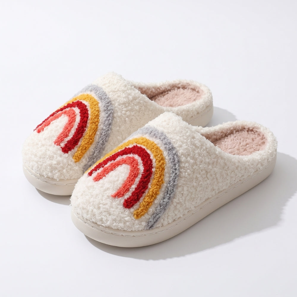 PluisStep – Pluizige Pantoffels met Speelse Motieven