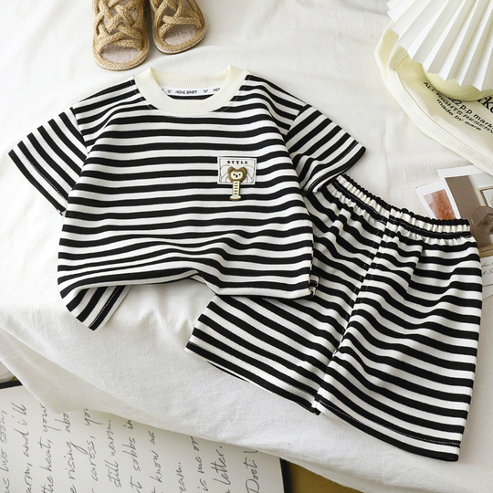 StripeBuddy – T-shirt en Shorts Set voor Jongens