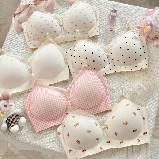 SoftLace – Naadloze Draadloze Beha met Kant