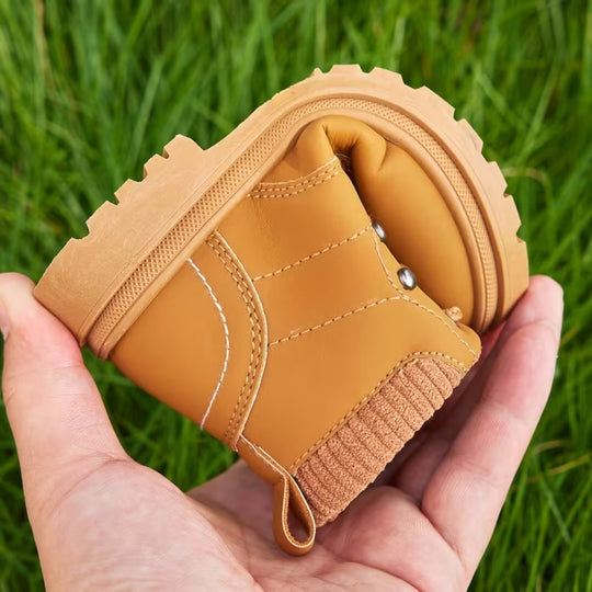 <font dir="auto" style="vertical-align: inherit;"><font dir="auto" style="vertical-align: inherit;">M 68430 Bottes polaires chaudes d'hiver pour enfants</font></font>