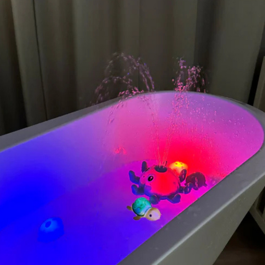 Glowy™ Badfontein met Licht – BadSpeelgoed voor Kinderen | Waterfontein & Discolichtjes