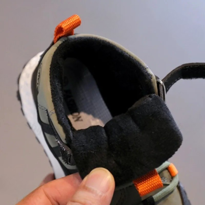 PlayStep™ – Warm, Stijlvol & Robuust Kinder Sneakers