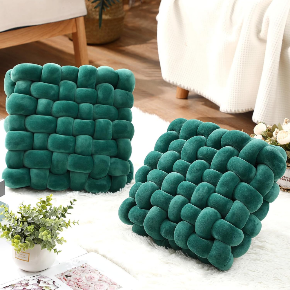 KnotCushion – Gevlochten Sierkussen in Vierkant Design