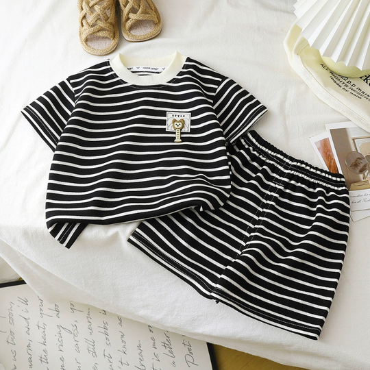 StripeBuddy – T-shirt en Shorts Set voor Jongens