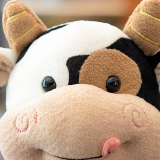 CowCuddle – Schattige Koe Knuffel met Trui & Tasje