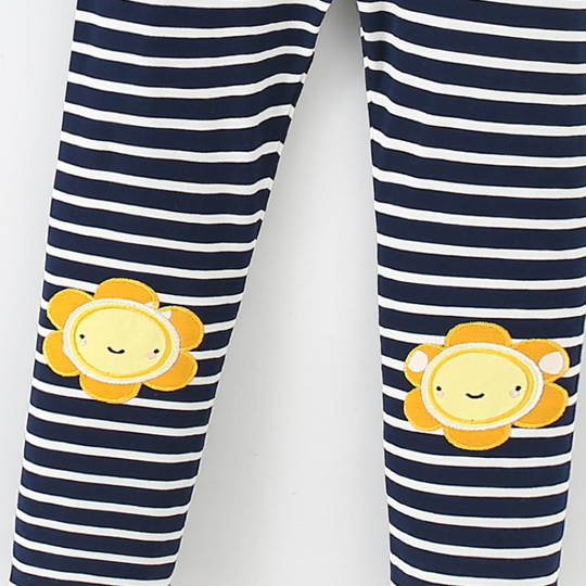 Ada – Zonnebloem Zomerset