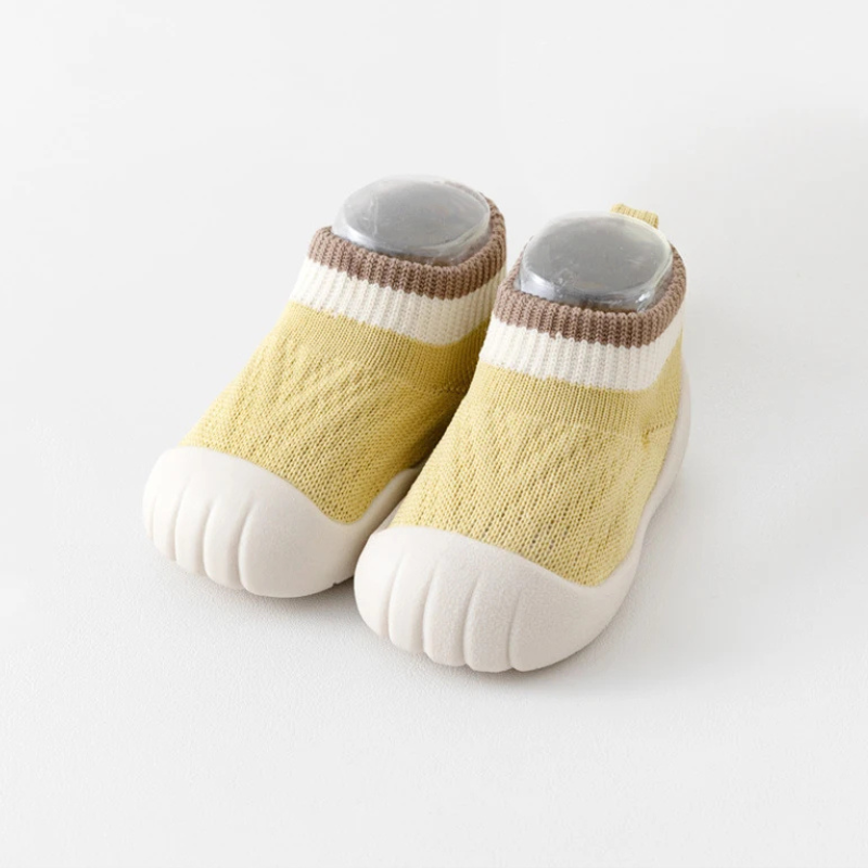 KleineHeld™ – Flexibele Antislip Babyslofjes voor Binnen