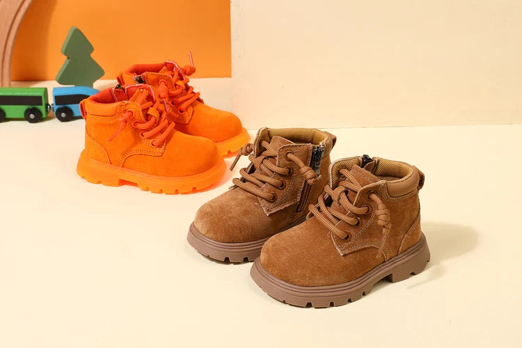 SuedeStride™ – Kinderlaarzen van Suède – Stijlvol & Duurzaam